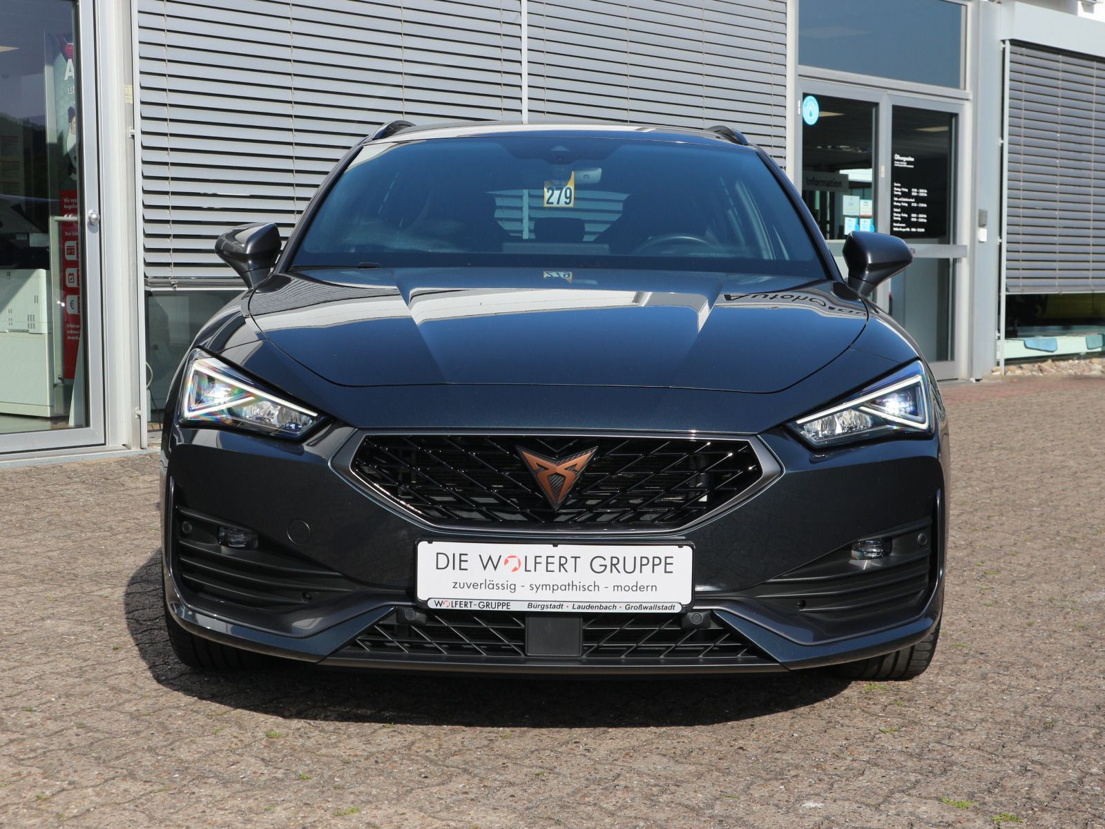 Fahrzeugabbildung CUPRA Leon Sportstourer 1.4 e-HYBRID DSG RFK NAVI DCC