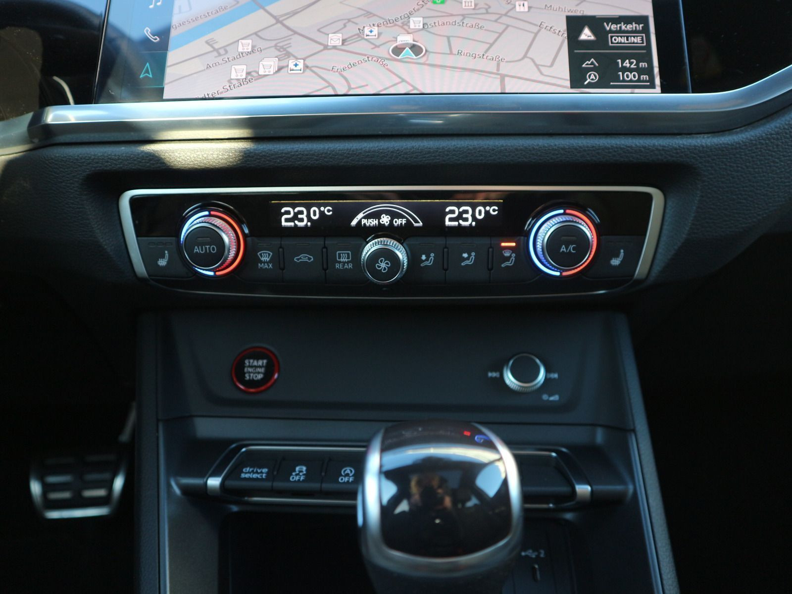 Fahrzeugabbildung Audi RS Q3 Sportback 2.5 TFSI quattro ACC*PANO*RFK