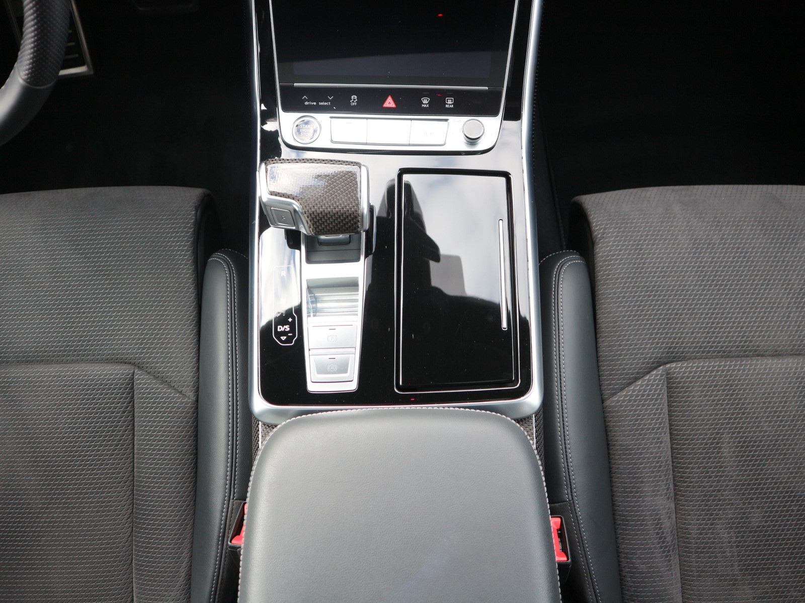 Fahrzeugabbildung Audi Q7 50 3.0 TDI quattro competition plus PANO*NAVI*SHZ