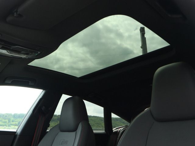 Fahrzeugabbildung Audi RS 7 Sportback SITZBELÜFTUNG*PANO*HEADUP*B&O