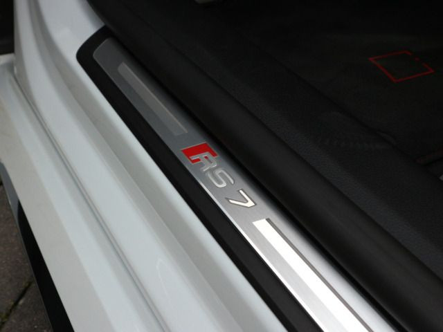 Fahrzeugabbildung Audi RS 7 Sportback SITZBELÜFTUNG*PANO*HEADUP*B&O