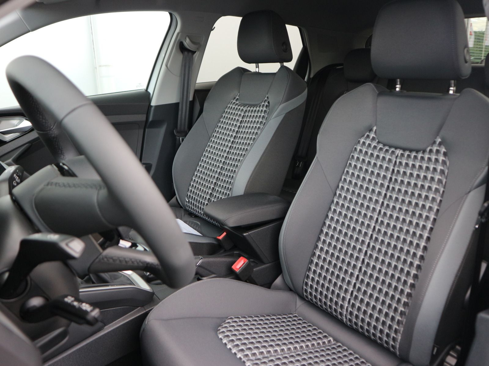 Fahrzeugabbildung Audi A1 Sportback S line 30 TFSI S tronic*CARPLAY*LED*