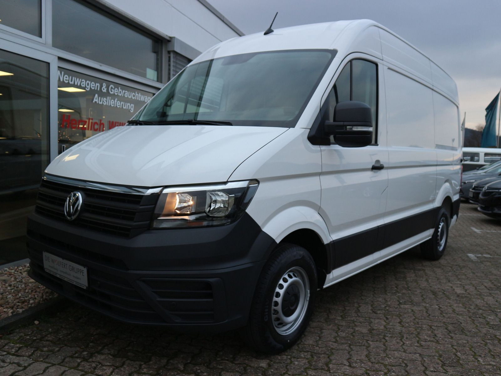 Fahrzeugabbildung Volkswagen Crafter 35 2.0 TDI MR Kasten KLIMA RFK SITZH PDC GRA 5 Jahre GAR