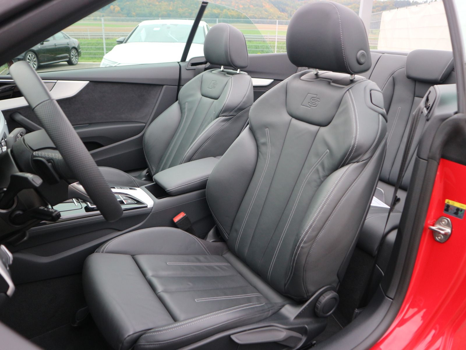 Fahrzeugabbildung Audi A5 Cabriolet S line 40 TDI quattro S tronic ACC