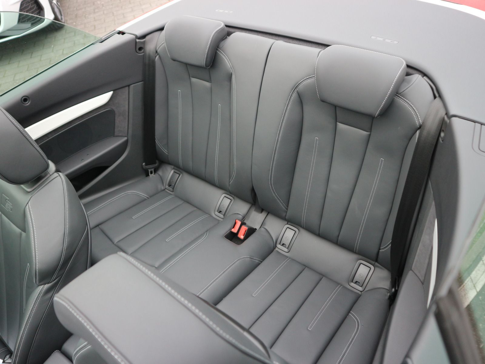 Fahrzeugabbildung Audi A5 Cabriolet S line 40 TDI quattro S tronic ACC