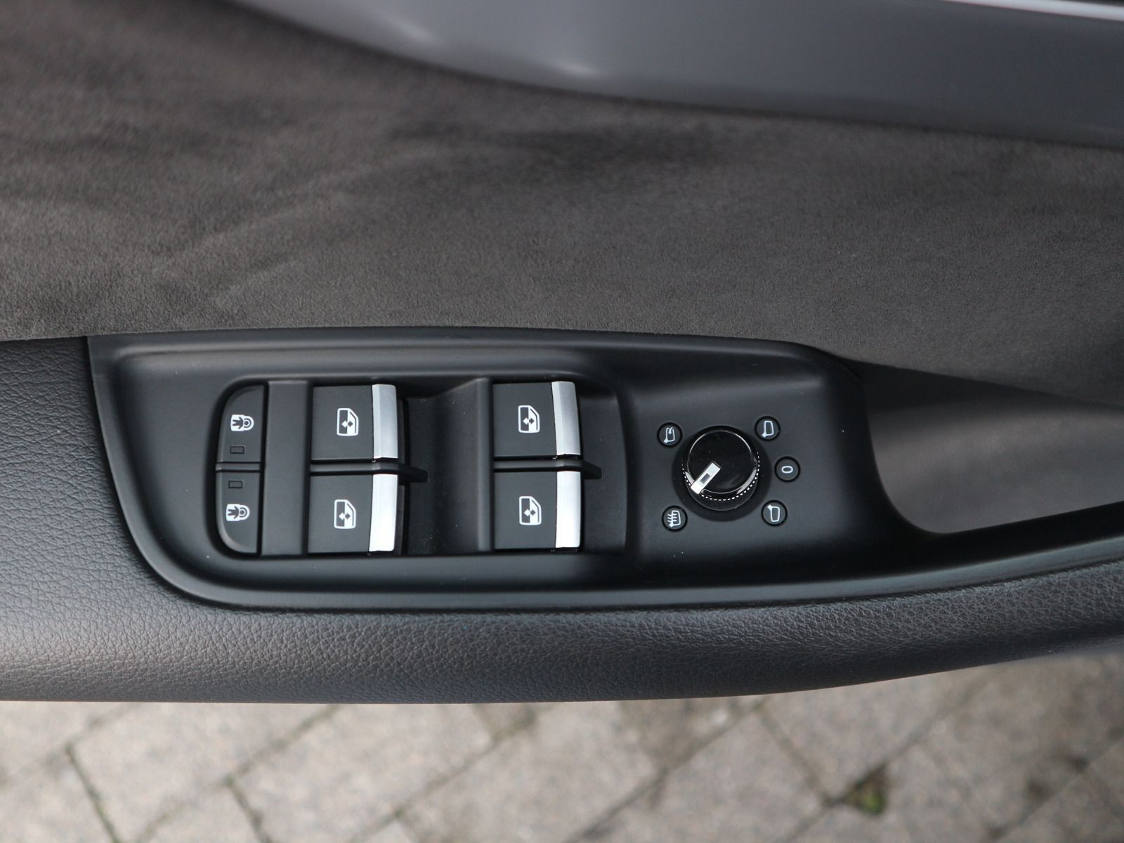 Fahrzeugabbildung Audi Q8 50 TDI quattro tiptronic AHK*PANO*CARPLAY*ACC