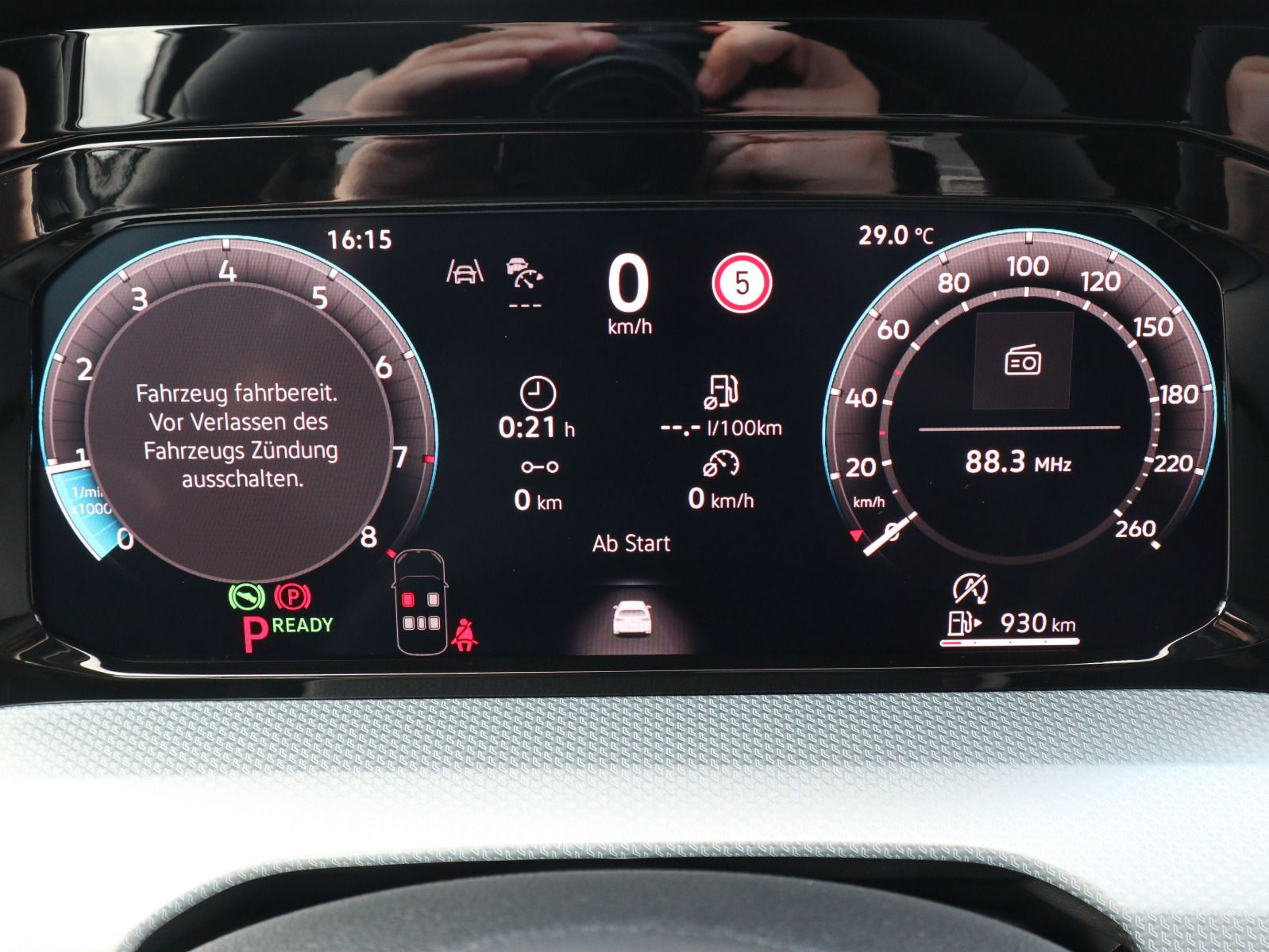 Fahrzeugabbildung Volkswagen Golf Energy 1.5 eTSI DSG NAVI LED PLUS 5J GARANTIE