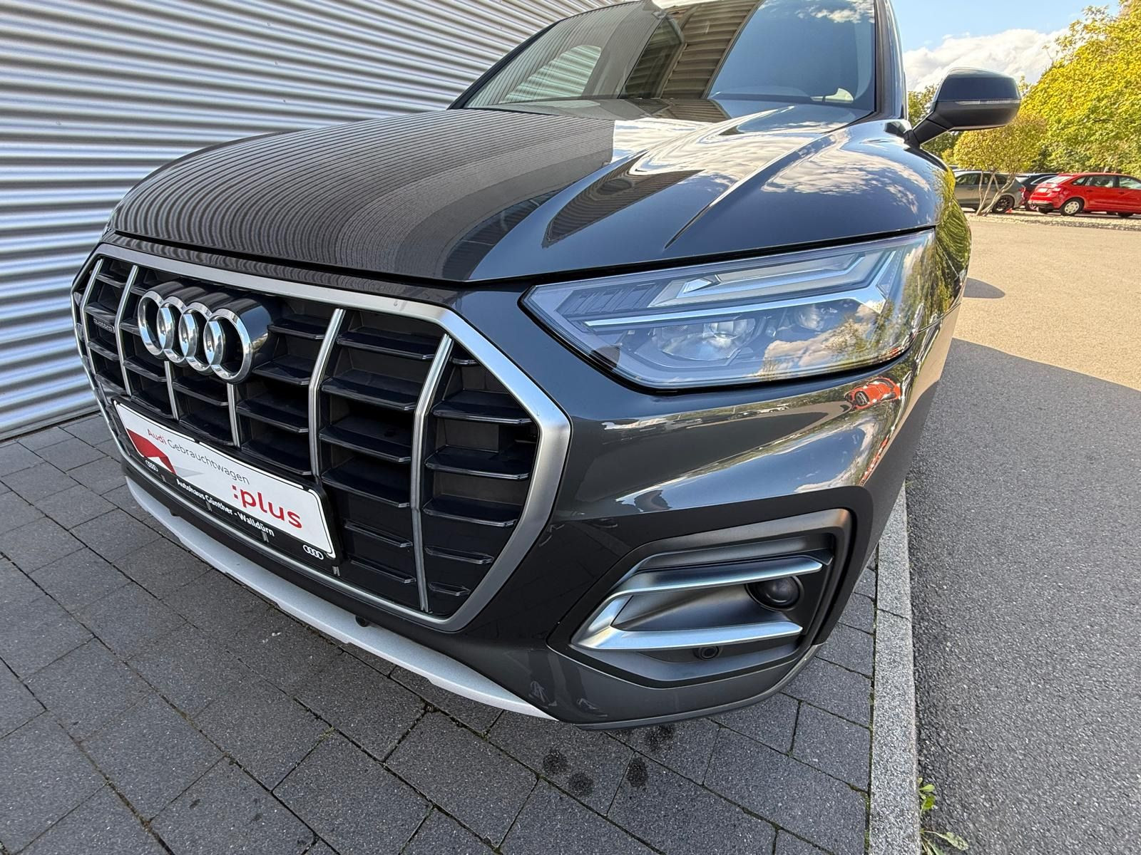 Fahrzeugabbildung Audi Q5 40 TDI QUATTRO ADVANCED+AHK+KAMERA+WINTERRÄDE