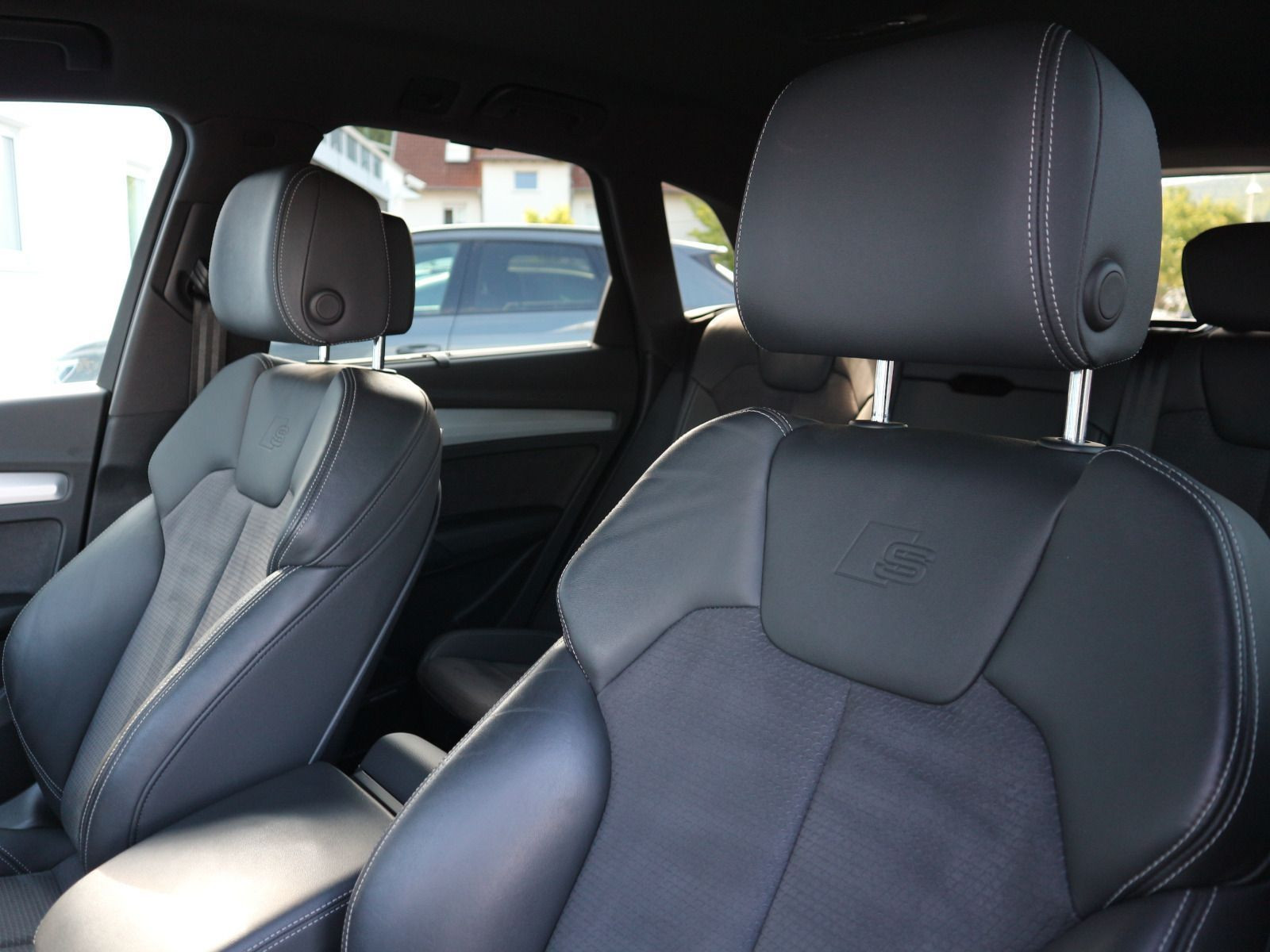 Fahrzeugabbildung Audi SQ5 3.0 TDI quattro MATRIX*AHK*SHZ*NAVI