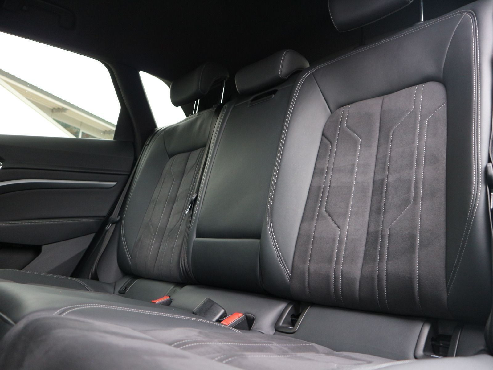 Fahrzeugabbildung Audi Q8 advanced e-tron 50 0,25% CARPLAY*NAVI*SHZ*ACC