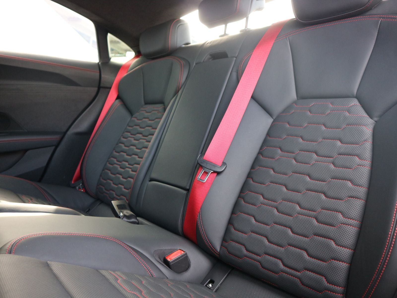 Fahrzeugabbildung Audi RS e-tron GT 0,5%*MATRIX*B&O*CARPLAY*ACC