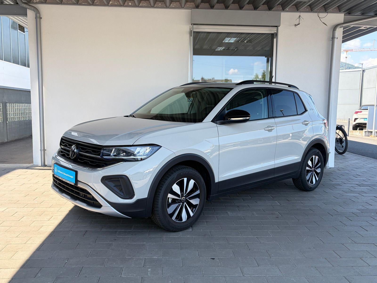 Fahrzeugabbildung Volkswagen T-Cross GOAL 1.0 TSI NAVI LED ACC CARPLAY PDC