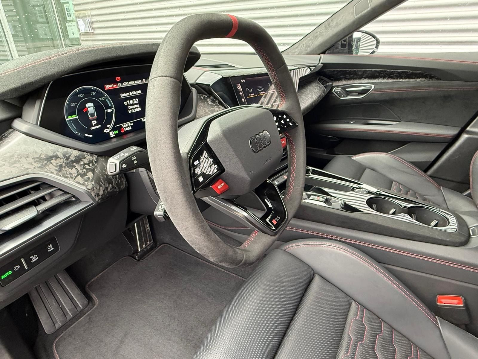 Fahrzeugabbildung Audi RS e-tron GT performance +AKTIVFAHRWERK+ALLRADLE