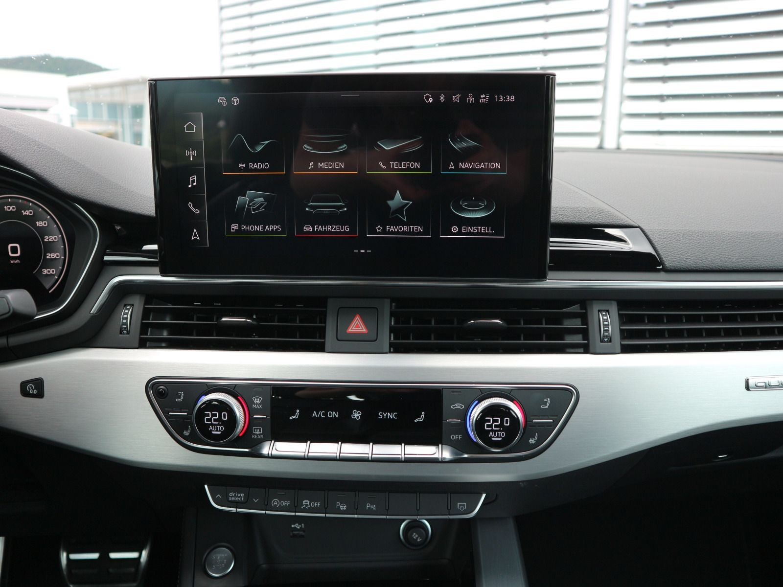 Fahrzeugabbildung Audi A5 Cabrio S line 40 TFSI quattro ACC*B&O*MATRIX