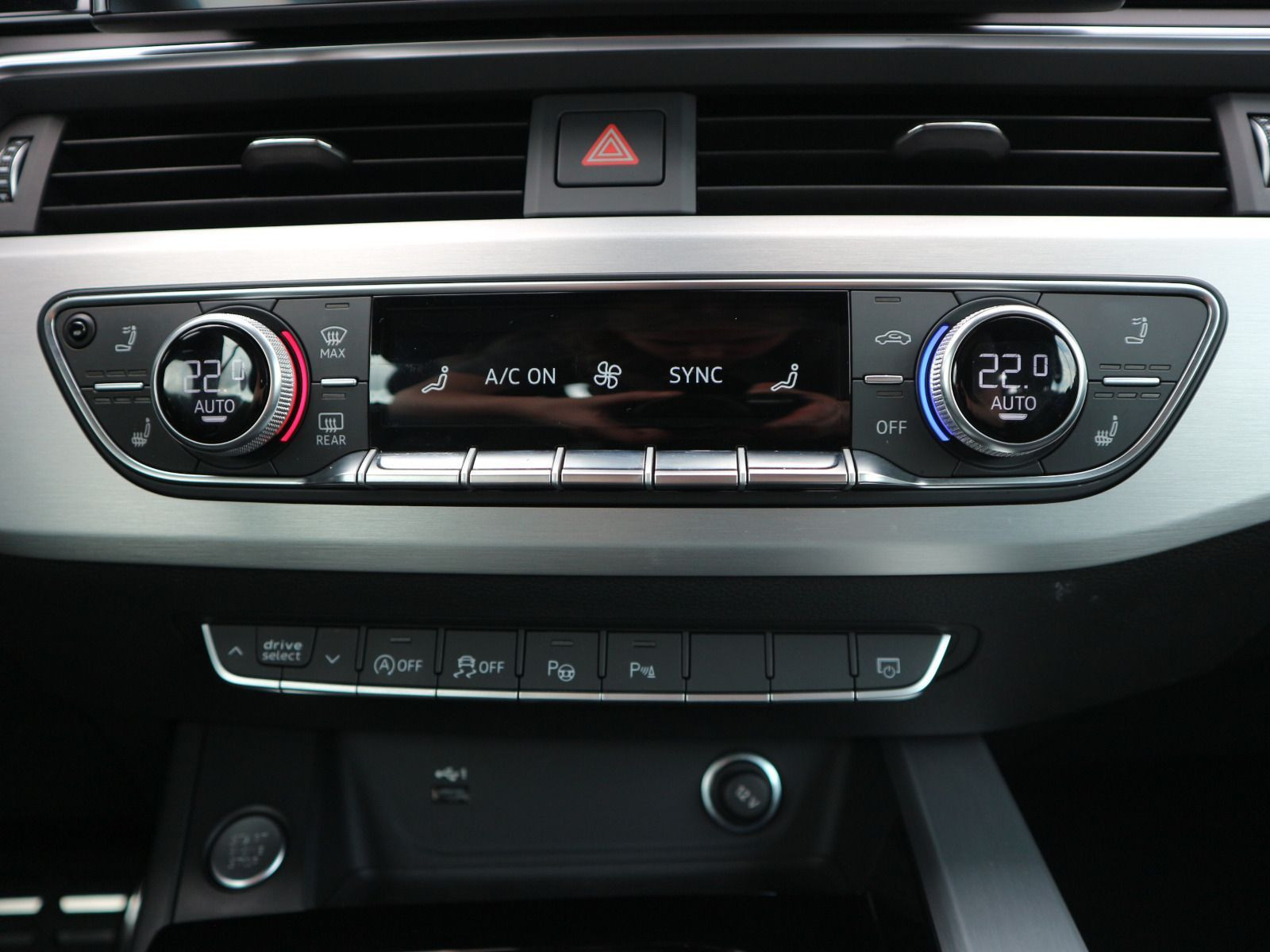 Fahrzeugabbildung Audi A5 Cabrio S line 40 TFSI quattro ACC*B&O*MATRIX