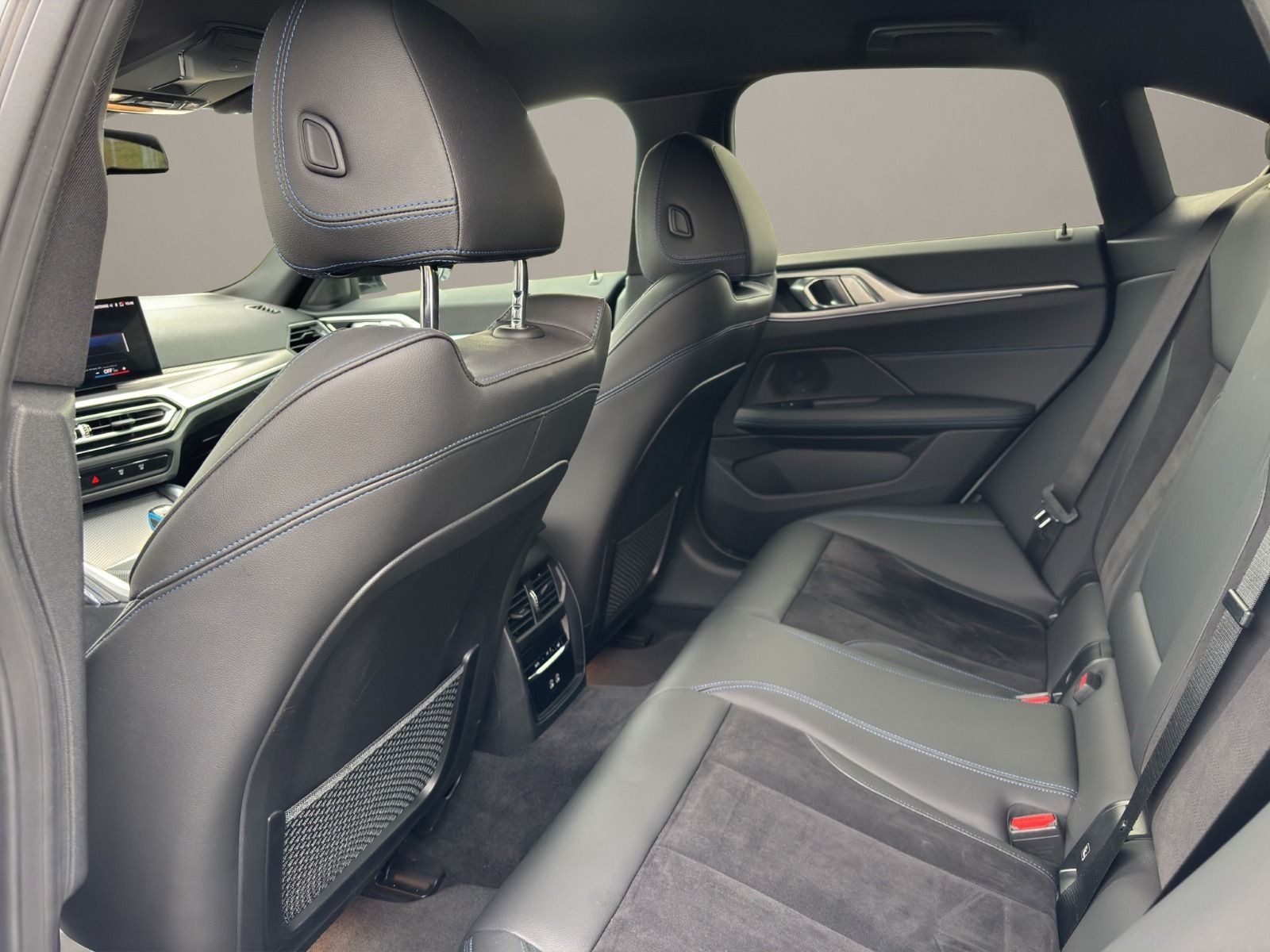 Fahrzeugabbildung BMW i4 Gran Coupe 40 eDrive M Sport