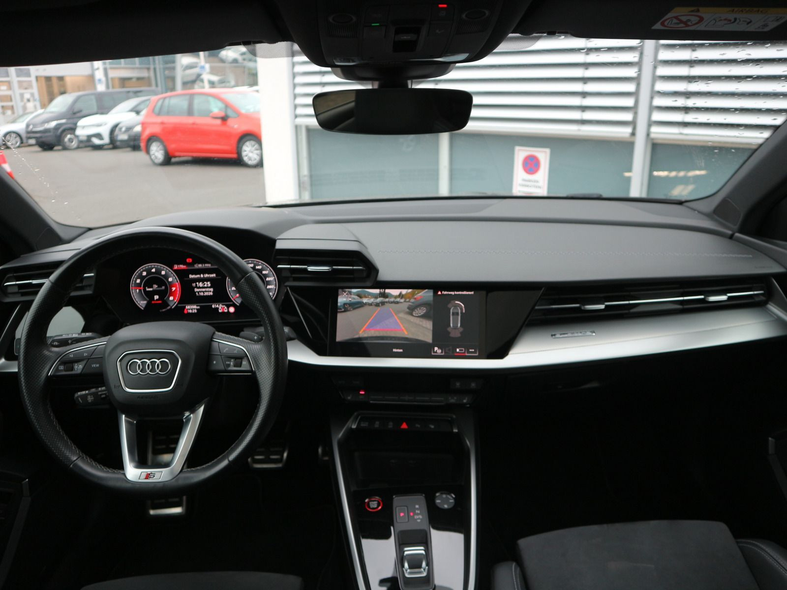 Fahrzeugabbildung Audi S3 Sportback 2.0 TFSI quattro PANO*RFK*B&O*ACC