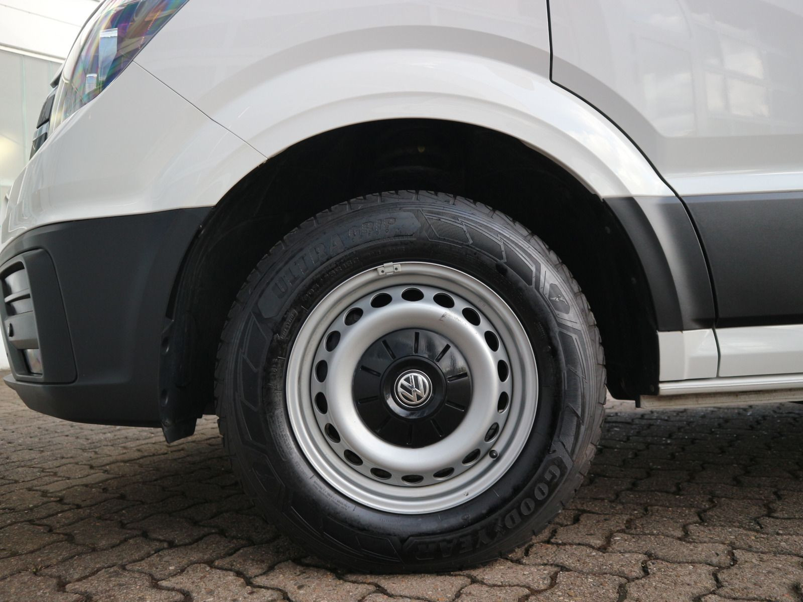 Fahrzeugabbildung Volkswagen Crafter Trendline 35 lang Hochdach 2.0 TDI RFK GRA KLIMA