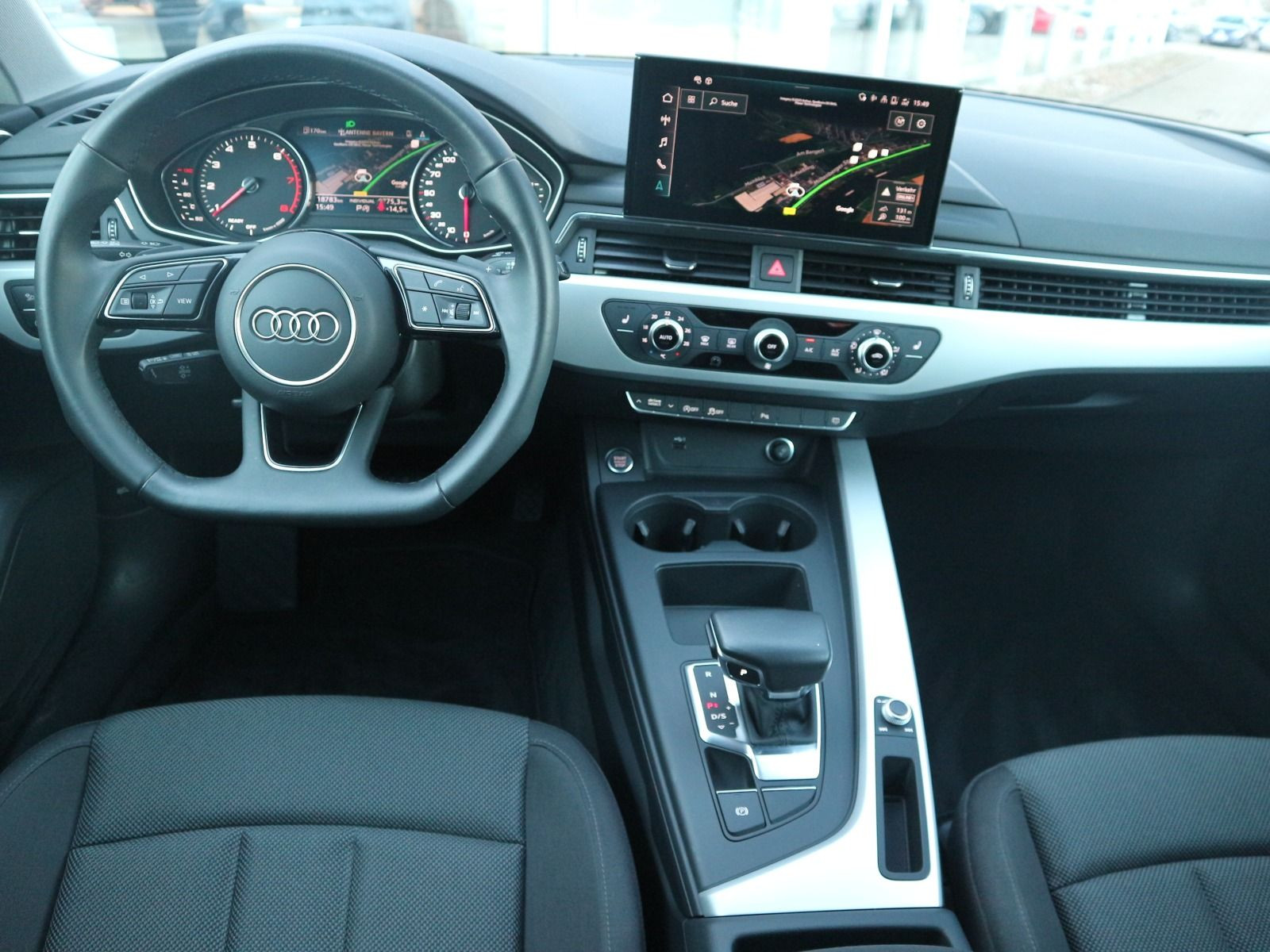 Fahrzeugabbildung Audi A4 Avant 40 TFSI S tronic advanced LED NAVI MMI PDC