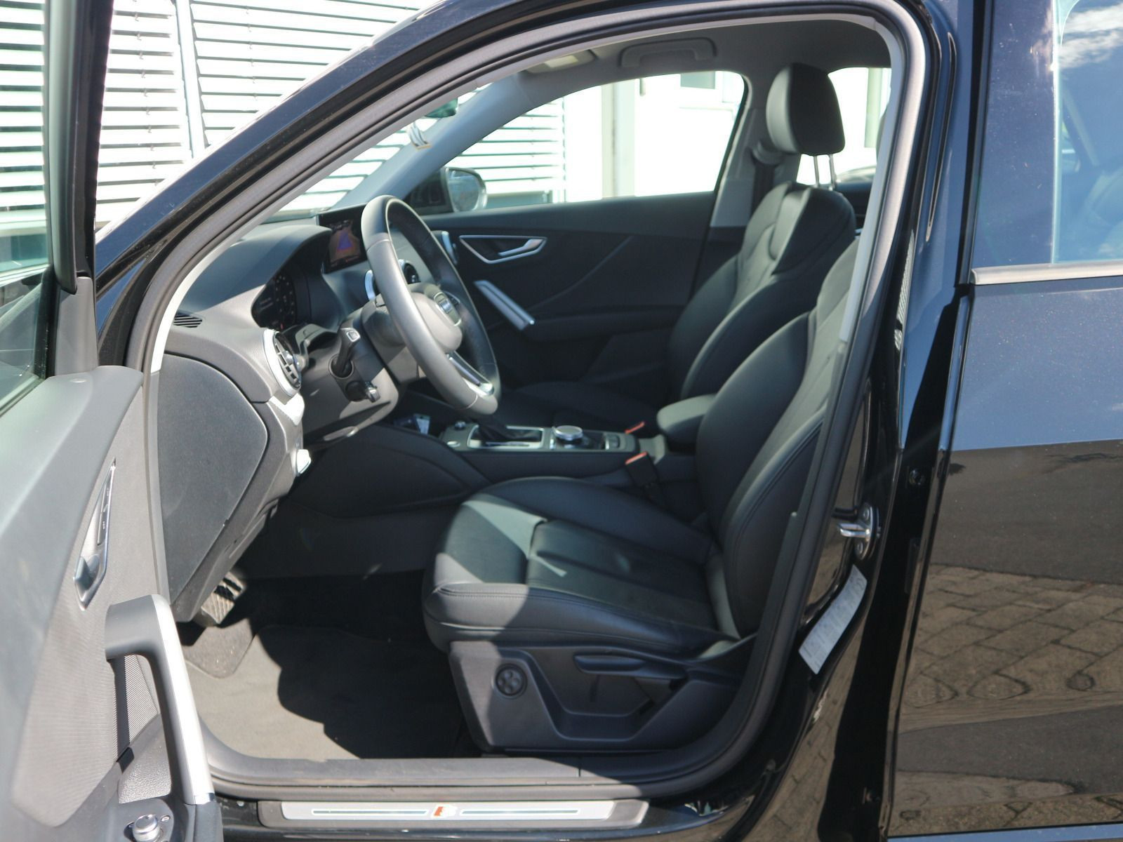 Fahrzeugabbildung Audi Q2 S line 35 TDI quattro S tronic ACC*RFK