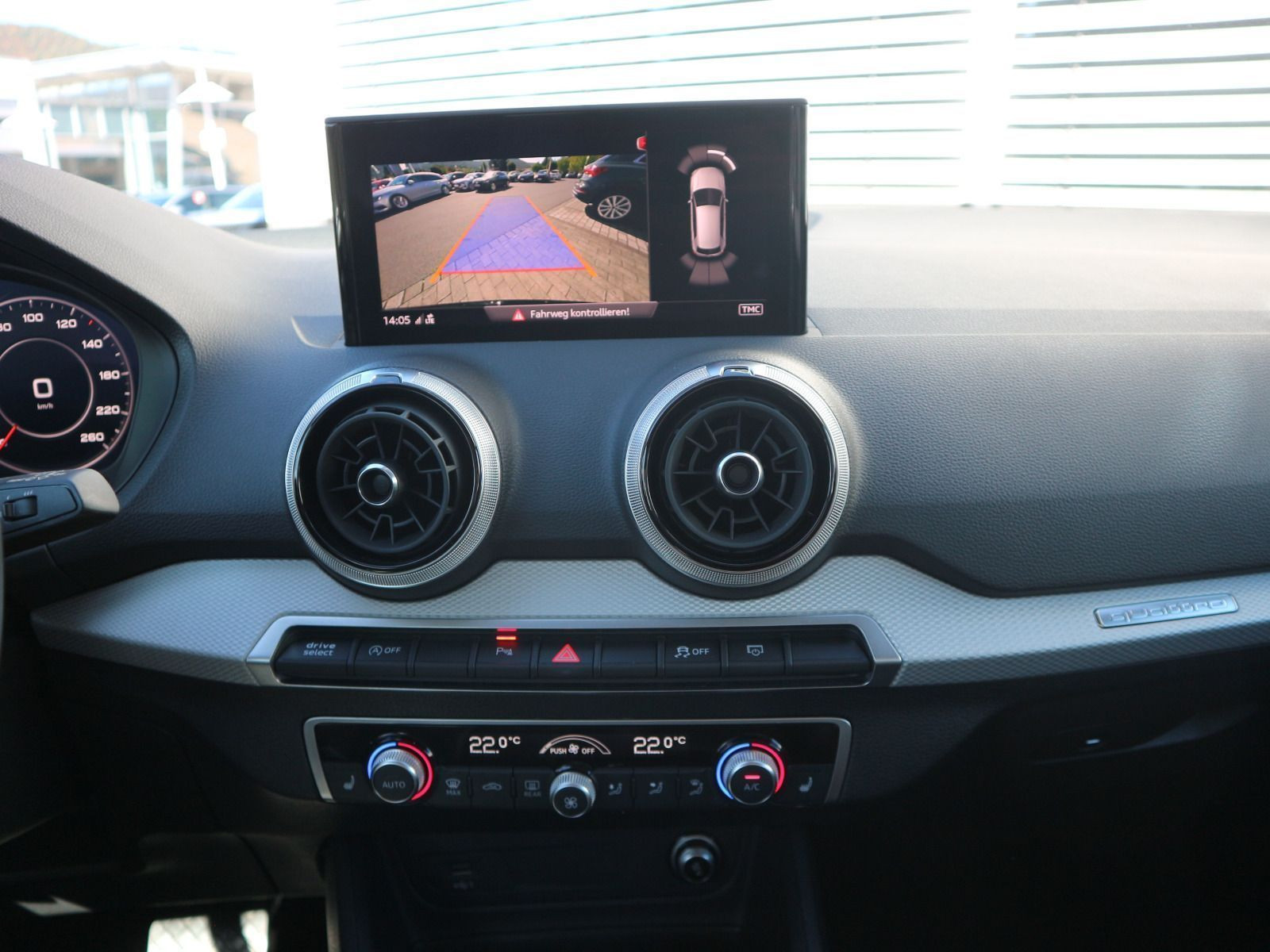 Fahrzeugabbildung Audi Q2 S line 35 TDI quattro S tronic ACC*RFK
