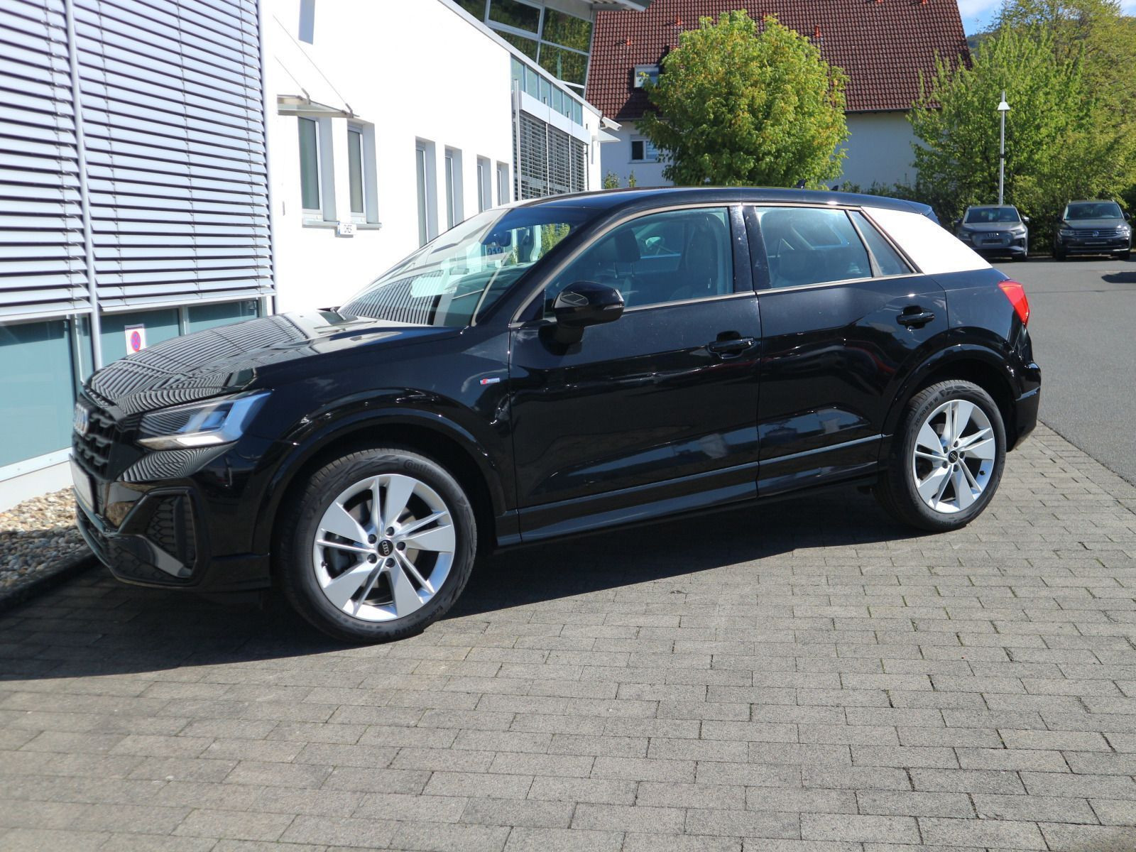 Fahrzeugabbildung Audi Q2 S line 35 TDI quattro S tronic ACC*RFK