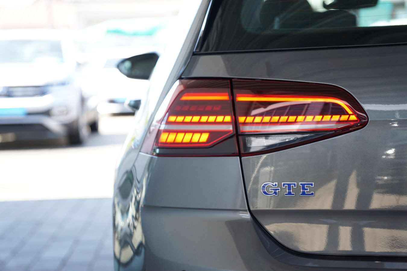 Fahrzeugabbildung Volkswagen Golf GTE 1.4 TSI DSG STDHZG ACC NAVI AHK