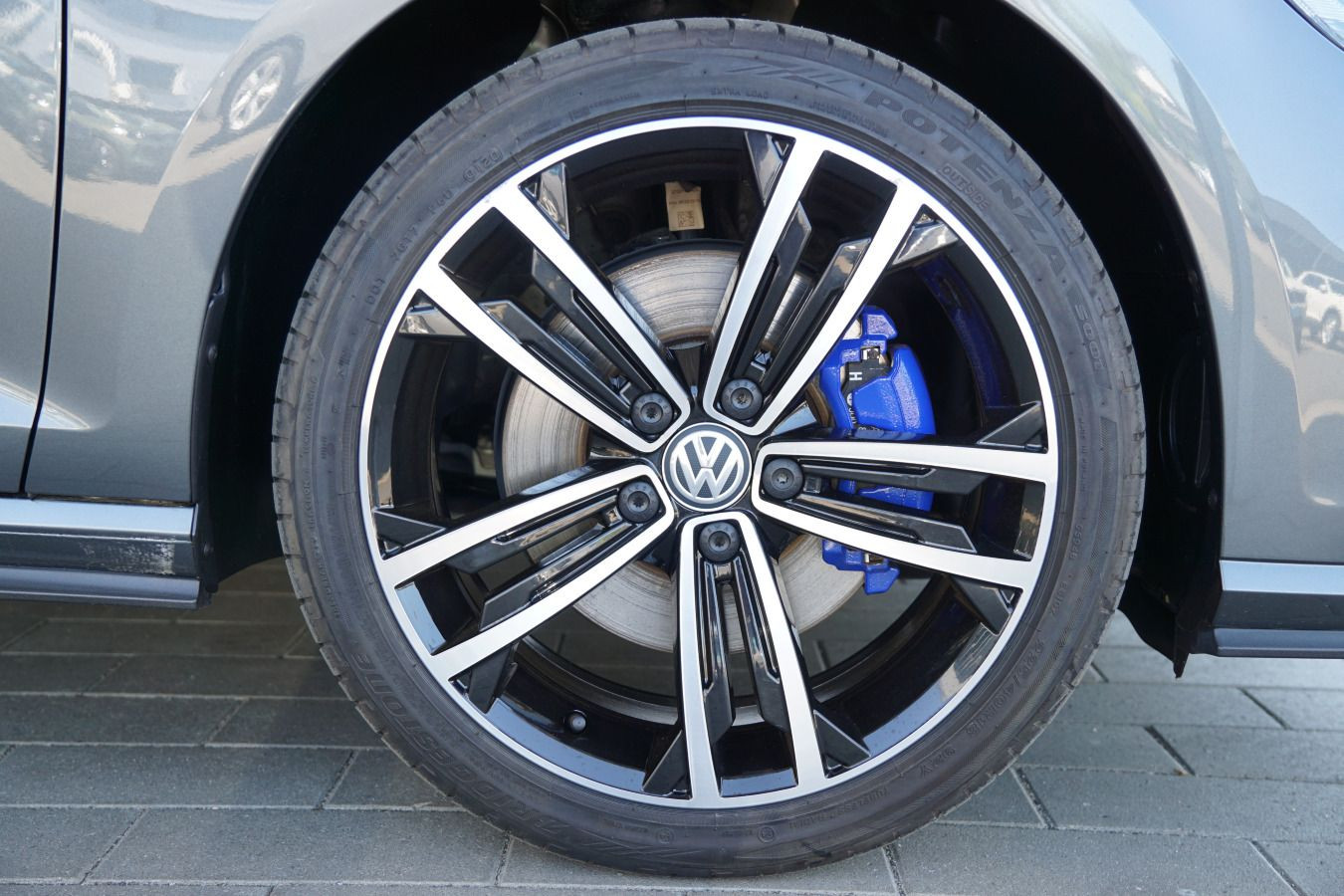 Fahrzeugabbildung Volkswagen Golf GTE 1.4 TSI DSG STDHZG ACC NAVI AHK