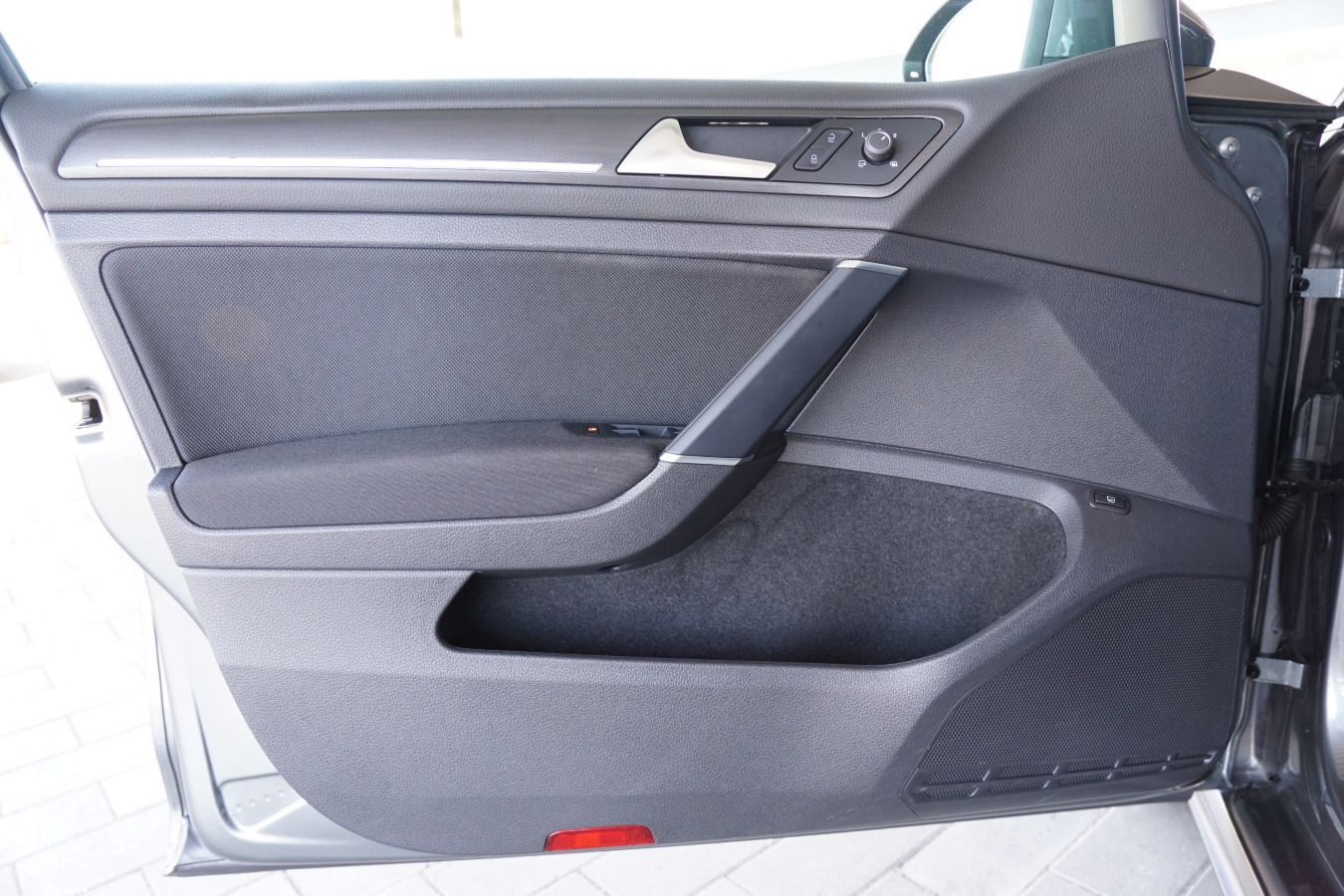 Fahrzeugabbildung Volkswagen Golf GTE 1.4 TSI DSG STDHZG ACC NAVI AHK