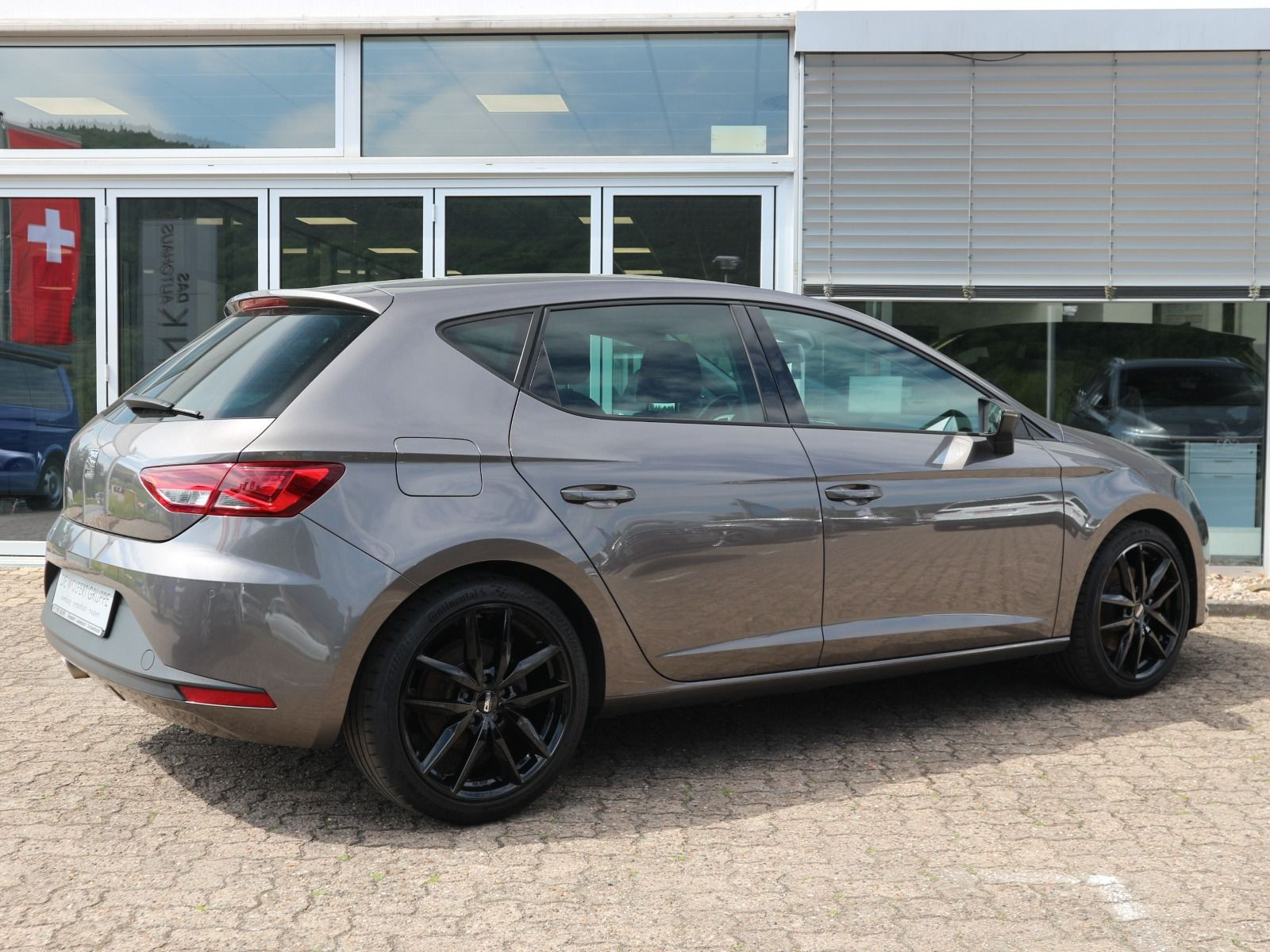 Fahrzeugabbildung SEAT Leon FR 1.8 TSI LED ACC NAVI AHK DAB PDC