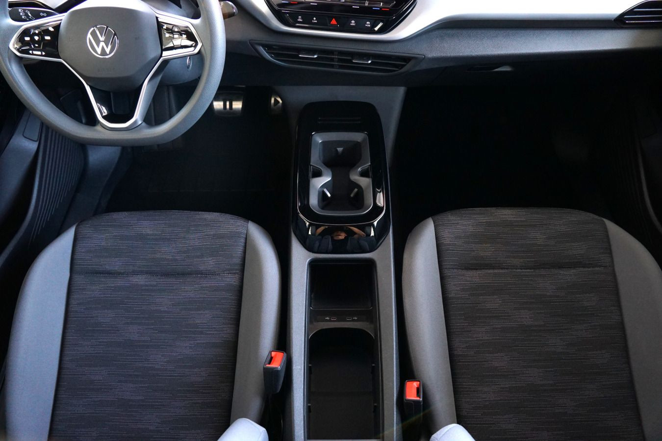Fahrzeugabbildung Volkswagen ID.4 Pure Performance 125KW RFK NAVI LED KEYLESS