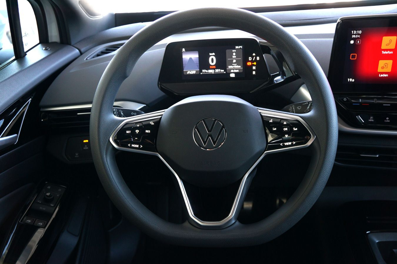 Fahrzeugabbildung Volkswagen ID.4 Pure Performance 125KW RFK NAVI LED KEYLESS