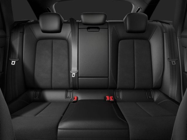 Fahrzeugabbildung Audi A6 Avant S line 55 TFSI e quattro S tronic 0,5%