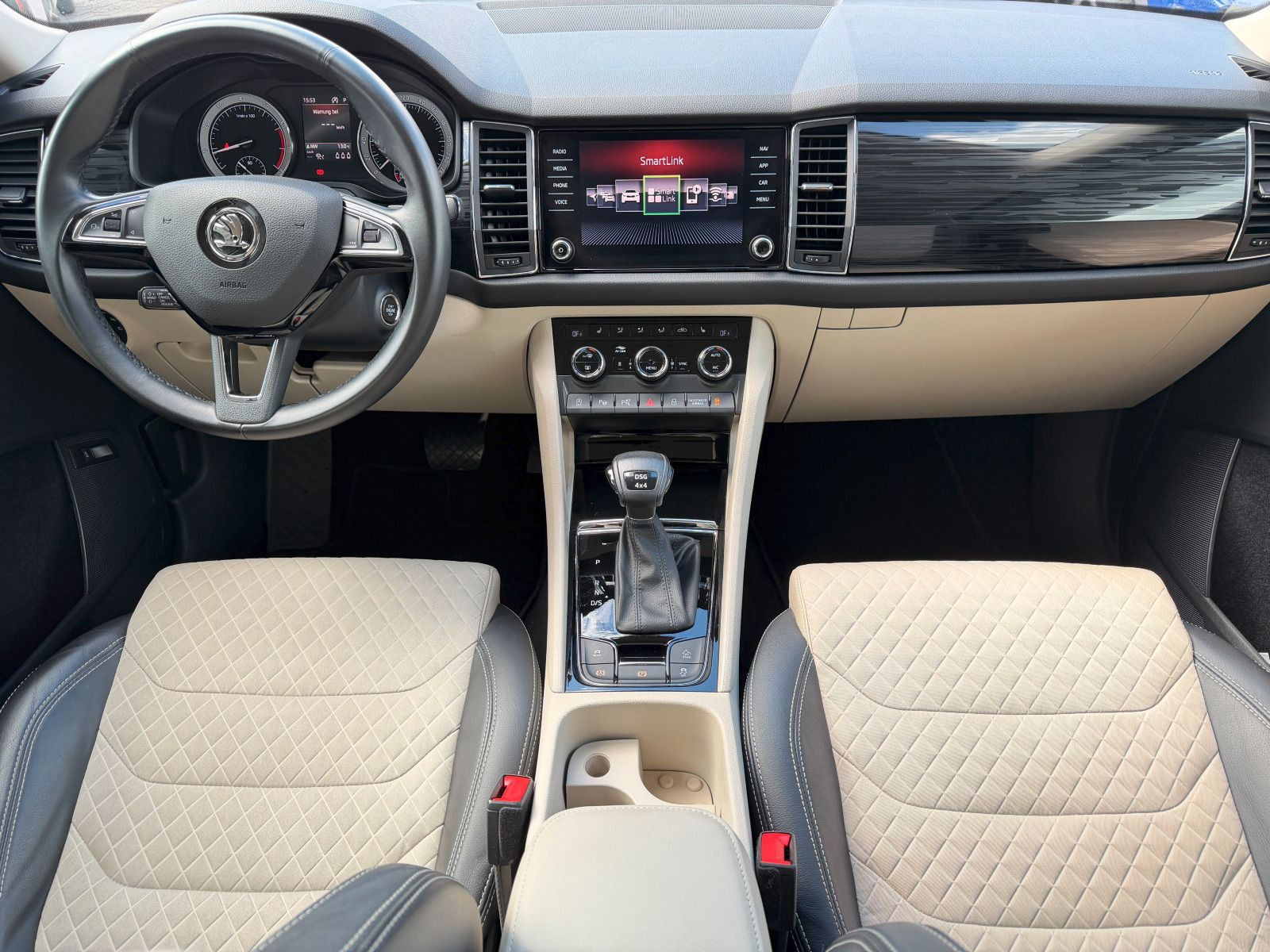 Fahrzeugabbildung SKODA Kodiaq Style 2.0 TSI 4x4 DSG AHK 360° STHZG