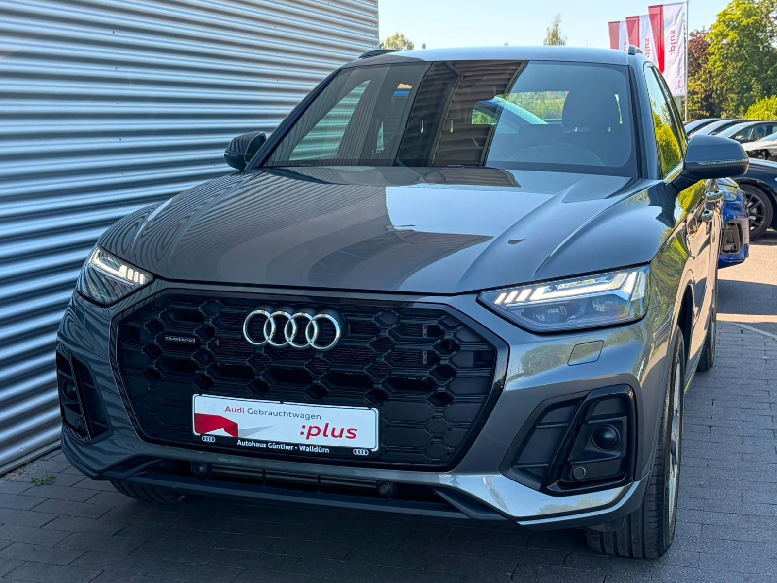 Fahrzeugabbildung Audi Q5 50 TFSIe QUATTRO S LINE+AHK+HEAD UP+B&O+MATRI