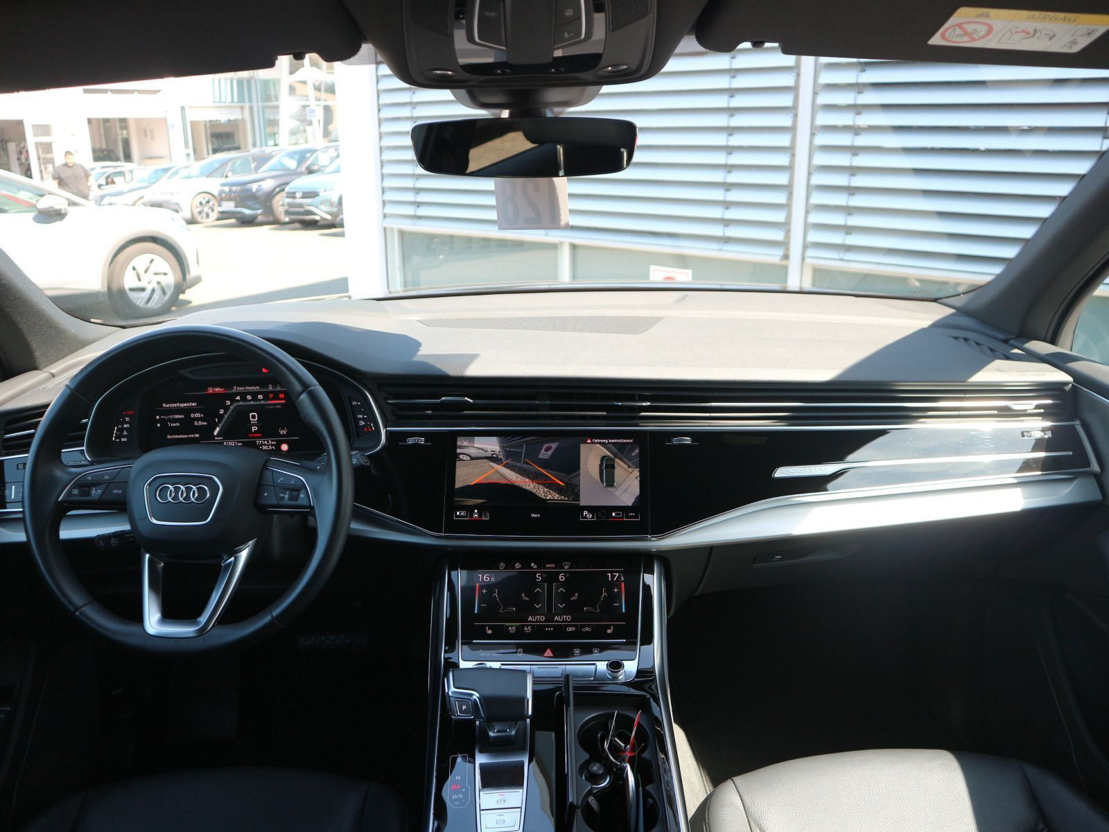 Fahrzeugabbildung Audi Q7 55 TFSI quattro S line AHK*CARPLAY*HUD*ACC