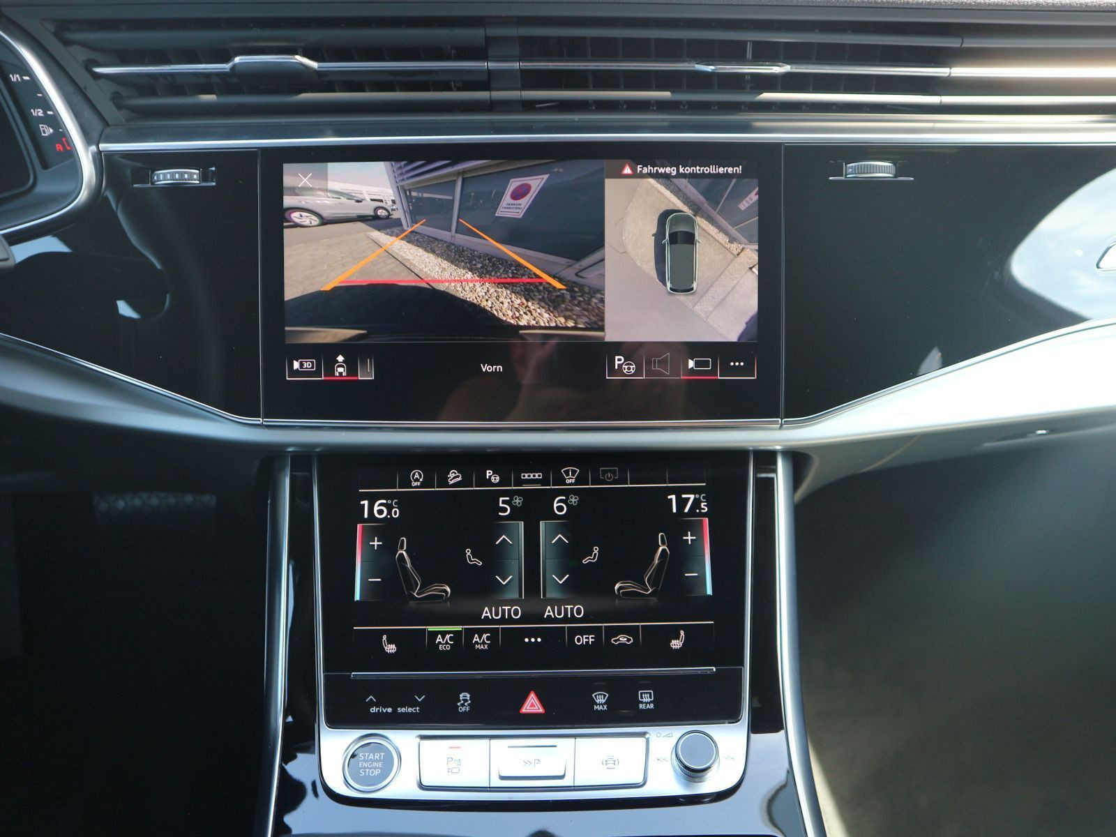 Fahrzeugabbildung Audi Q7 55 TFSI quattro S line AHK*CARPLAY*HUD*ACC