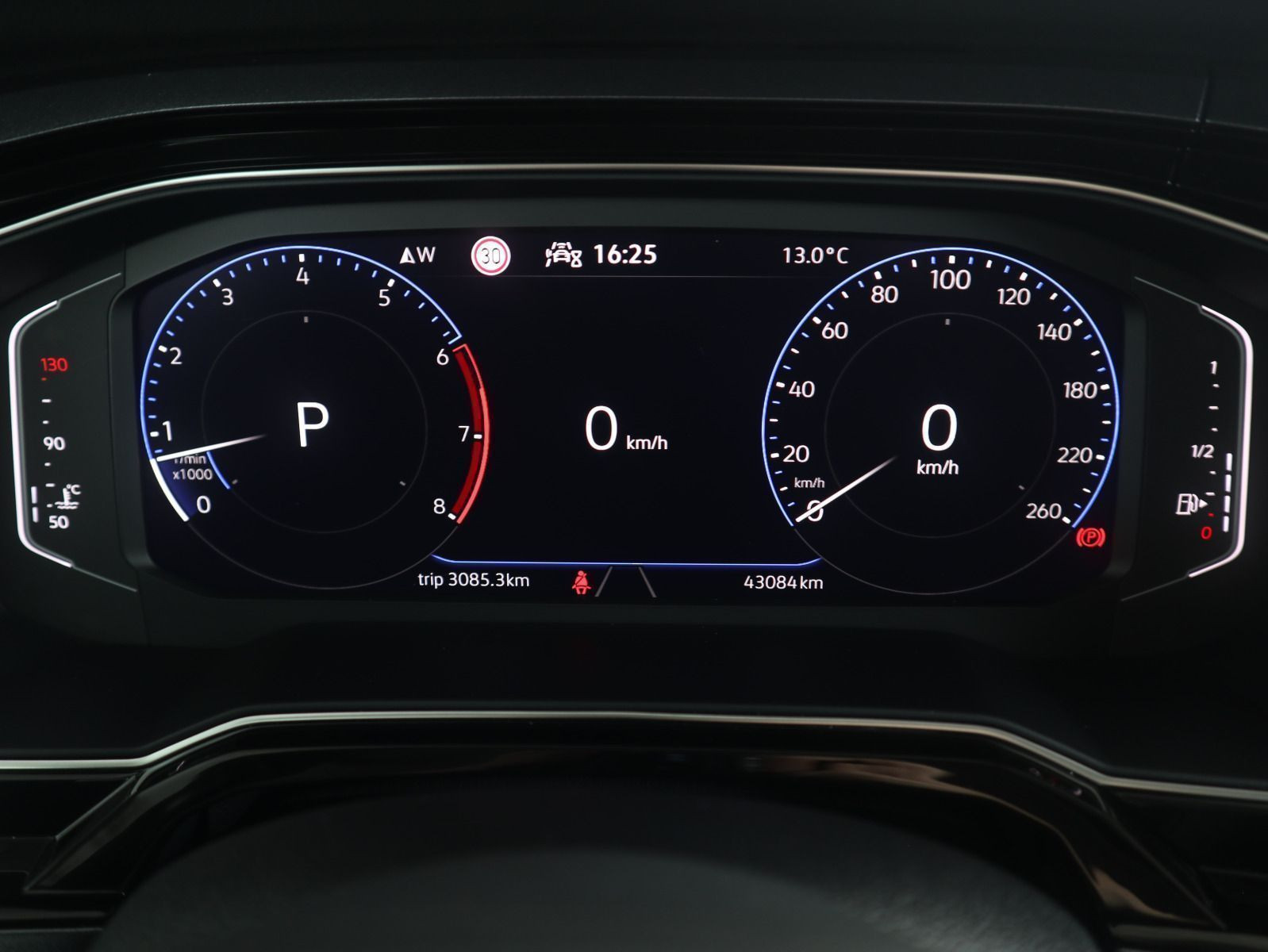 Fahrzeugabbildung Volkswagen Taigo Style 1.5 TSI DSG PANO AHK MATRIX RFK