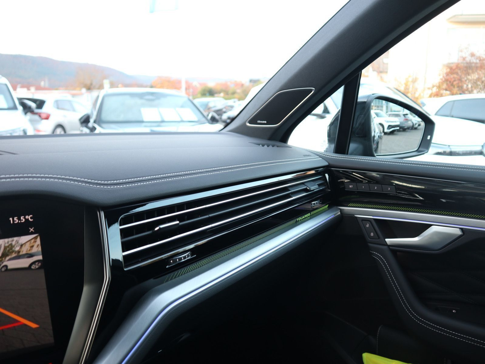 Fahrzeugabbildung Volkswagen Touareg R-Line 3,0 l V6 TDI SCR 4MOTION 210 kW (286 PS) 8-Gang-Automatik (Tiptronic)