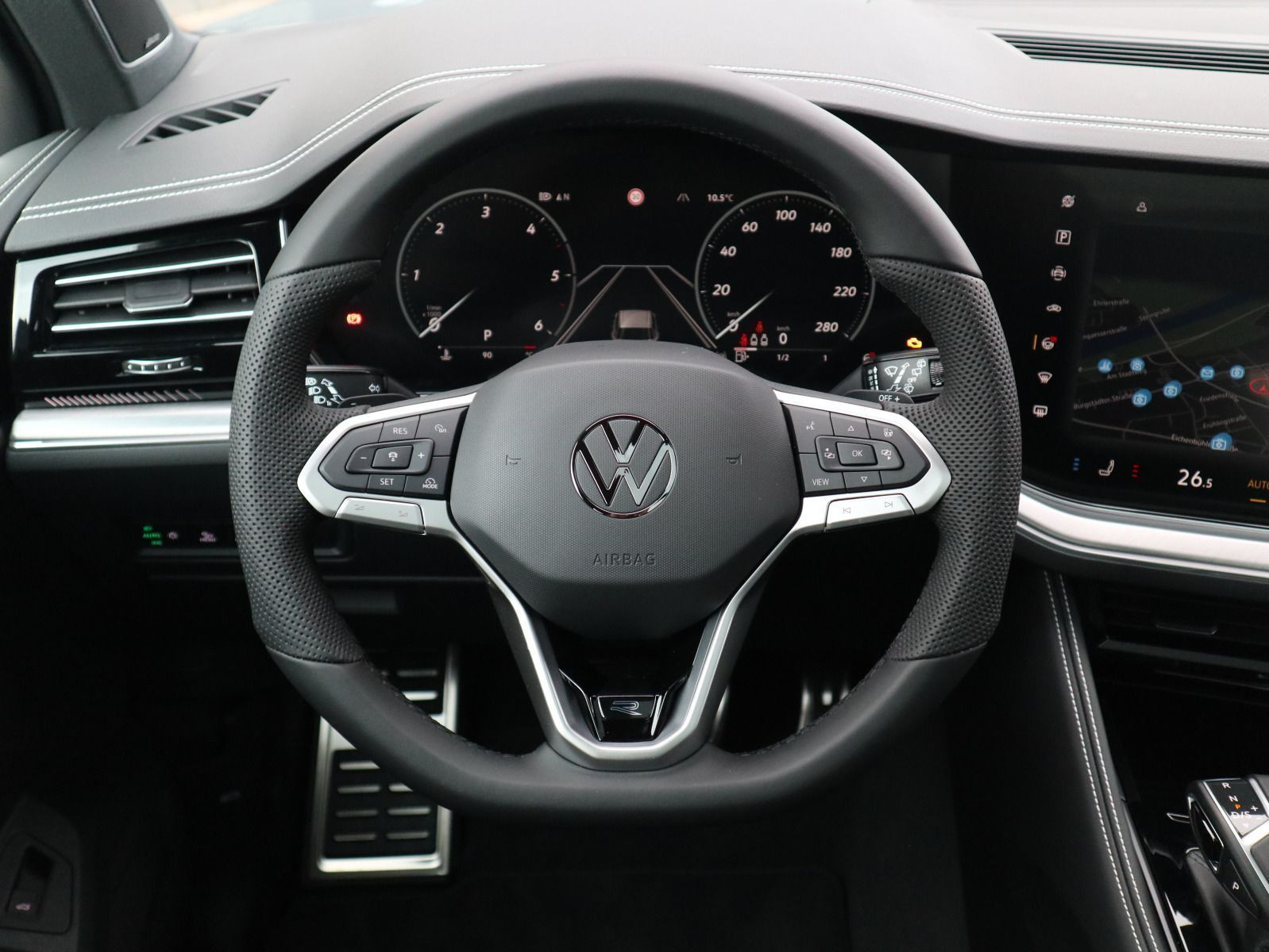 Fahrzeugabbildung Volkswagen Touareg R-Line 3,0 l V6 TDI SCR 4MOTION 210 kW (286 PS) 8-Gang-Automatik (Tiptronic)