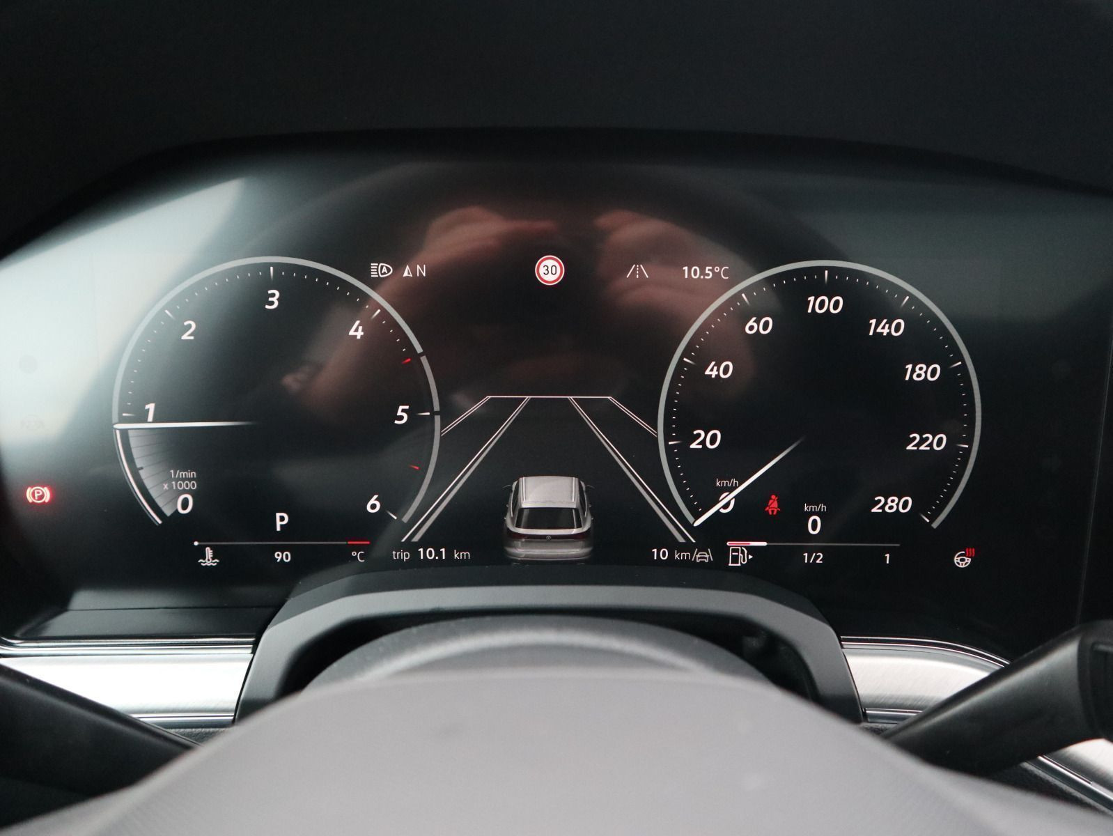 Fahrzeugabbildung Volkswagen Touareg R-Line 3,0 l V6 TDI SCR 4MOTION 210 kW (286 PS) 8-Gang-Automatik (Tiptronic)