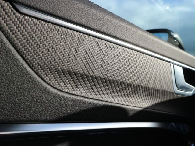 Fahrzeugabbildung Audi RS 6 Avant performance RS-SPORTAGA*STHZ*360°*ACC