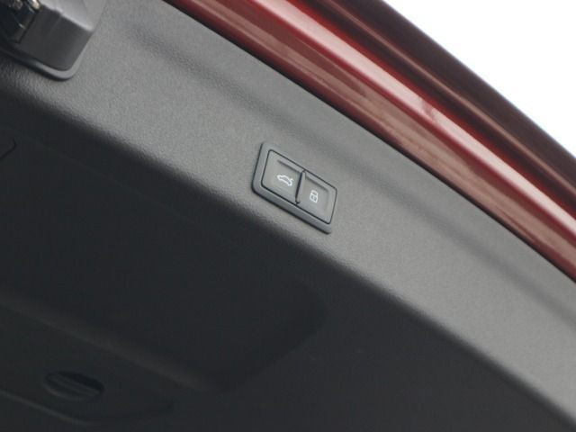 Fahrzeugabbildung Audi RS 6 Avant performance RS-SPORTAGA*STHZ*360°*ACC