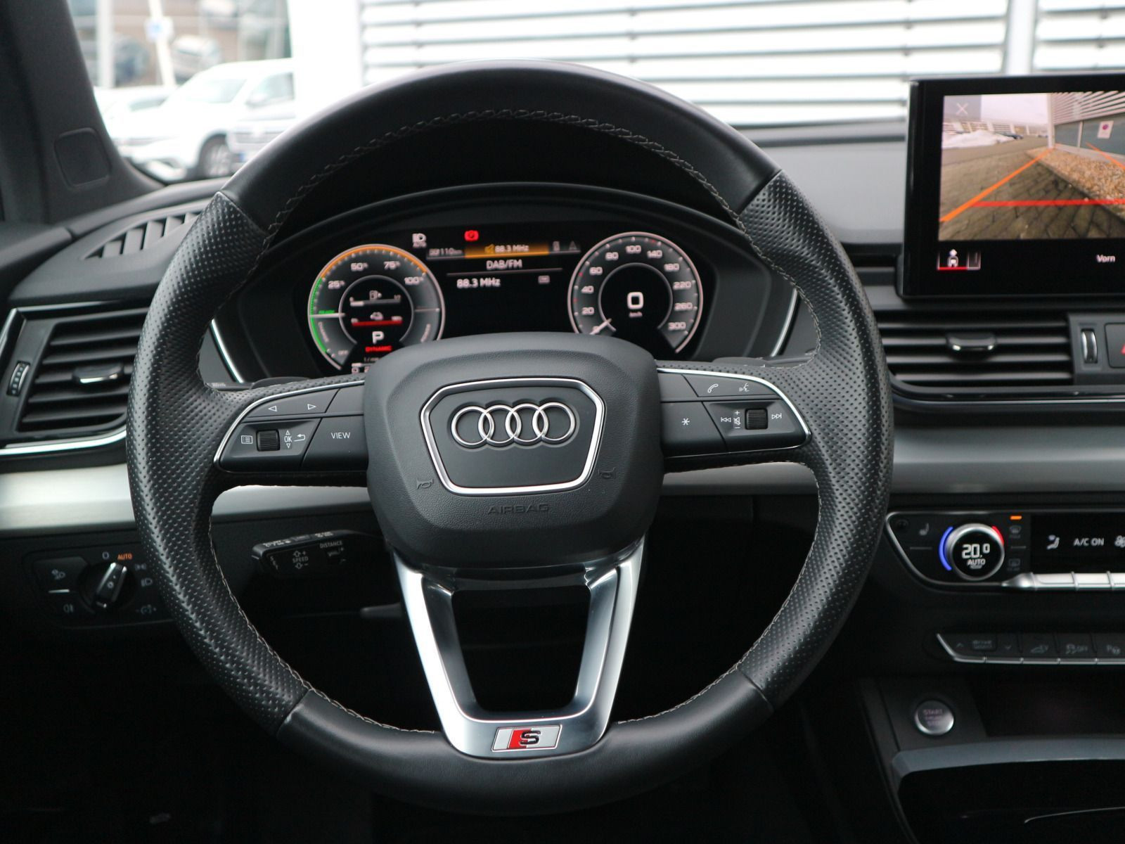 Fahrzeugabbildung Audi Q5 Sportback S line 50 TFSI e quattro 0,5%*AHK*B&O*MATRIX