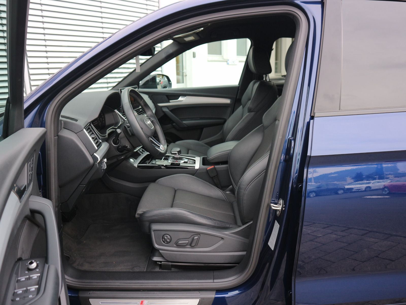 Fahrzeugabbildung Audi Q5 Sportback S line 50 TFSI e quattro 0,5%*AHK*B&O*MATRIX