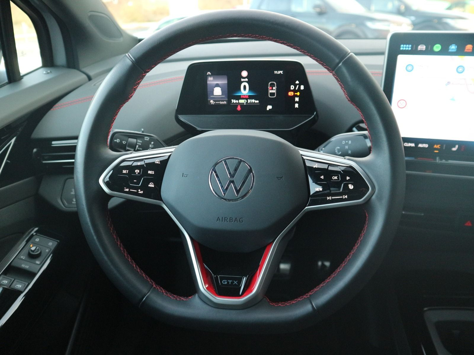 Fahrzeugabbildung Volkswagen ID.4 GTX 4M NAVI PRO RFK KEYLESS WÄPU WI-RÄDER