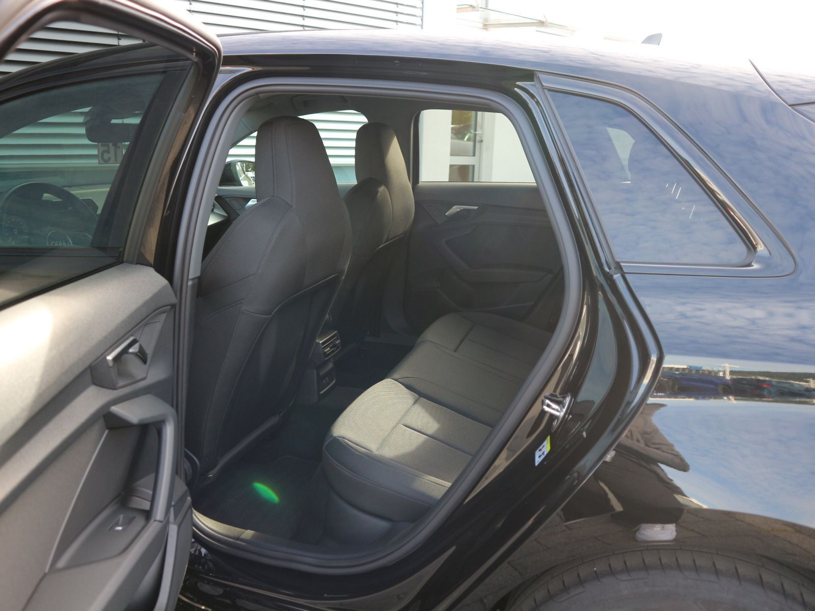 Fahrzeugabbildung Audi A3 Sportback 45 TFSI e S line ACC*Carplay*Navi