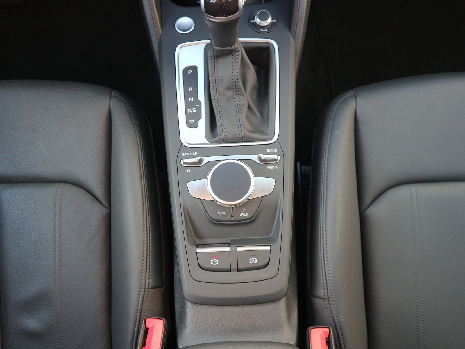 Fahrzeugabbildung Audi Q2 35 TDI S line quattro S tronic ACC*RFK