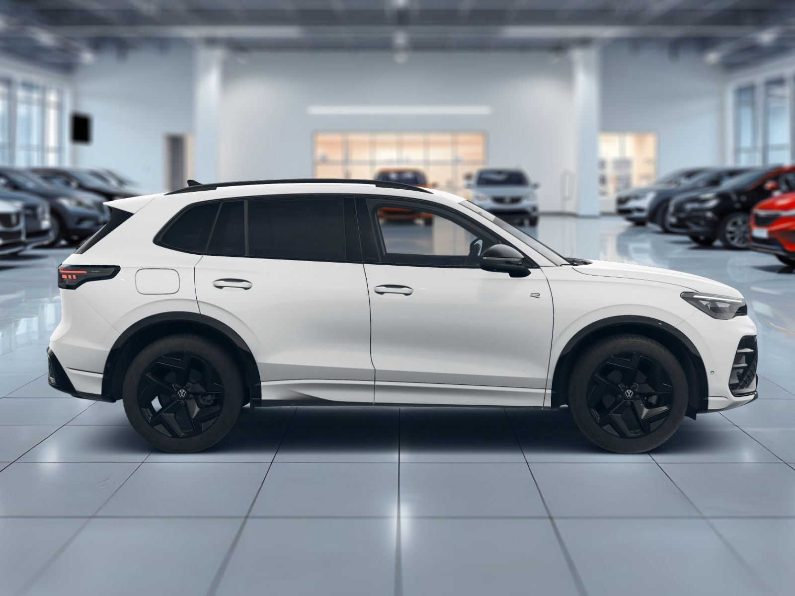 Fahrzeugabbildung Volkswagen Tiguan R-Line 1,5 eTSI OPF (150 PS) DSG*AHK*WINTERRÄDER*MATRIX*NAVI*