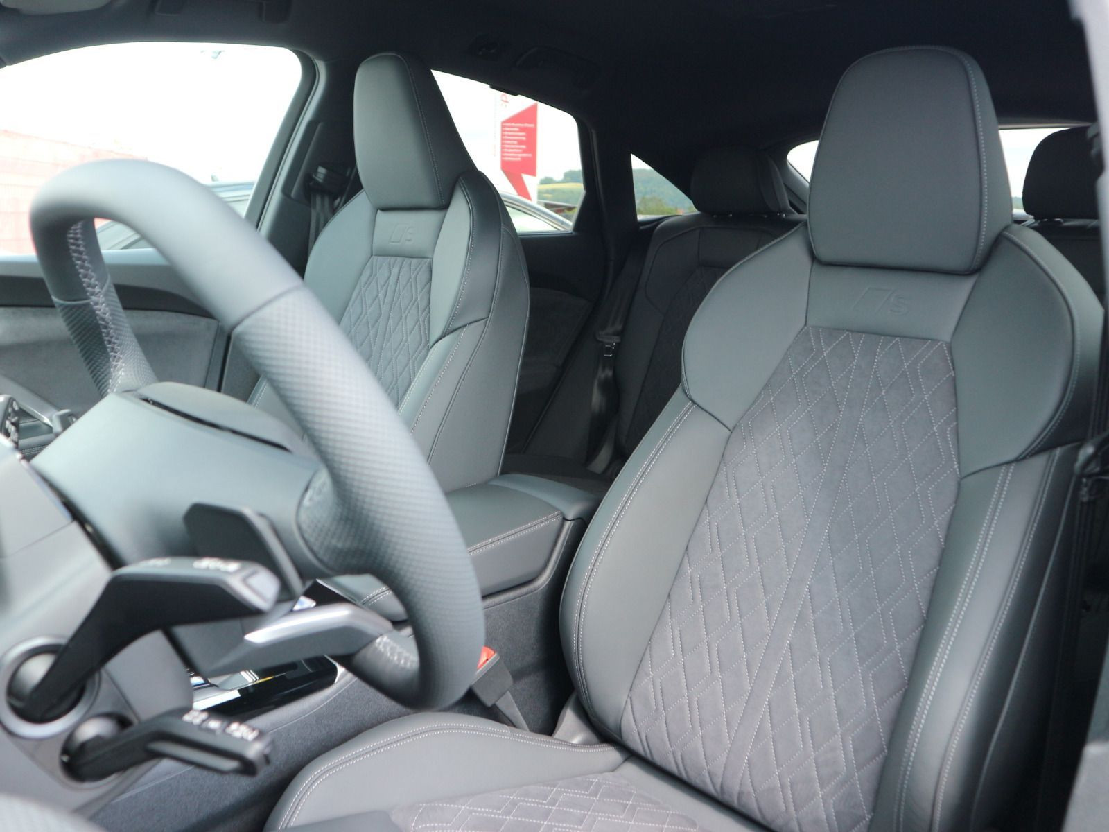 Fahrzeugabbildung Audi Q5 Sportback e-hybrid quattro S line*0,5%*AHK*